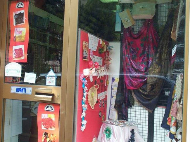 TUTTO PER LA SARTA MERCERIA TELERIA FILATI ACCESSORI BOLLATE